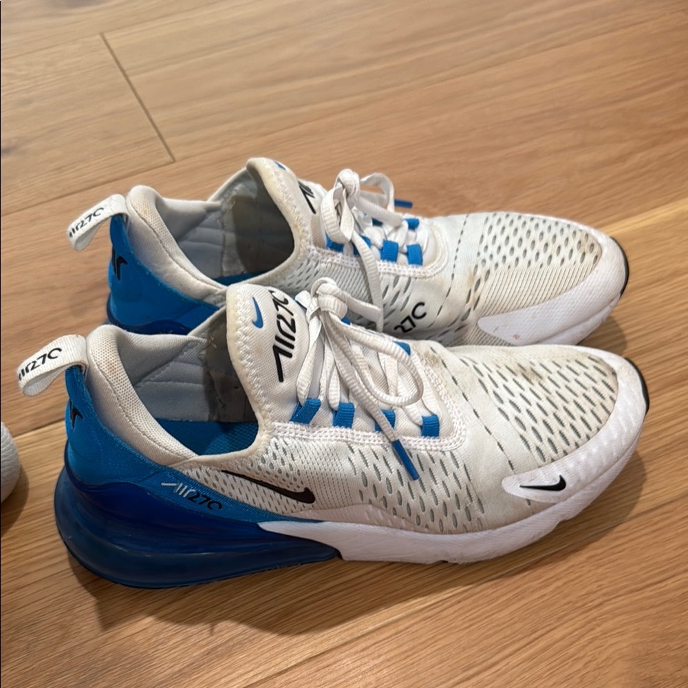 White and blue Nike airmax